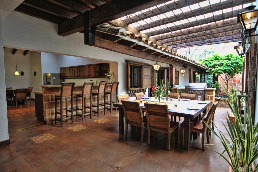 Aparthotel Casa Del Reloj à Medellín Extérieur photo