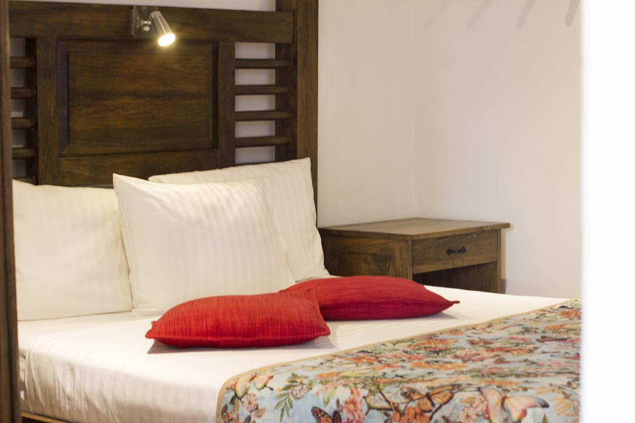 Aparthotel Casa Del Reloj à Medellín Extérieur photo