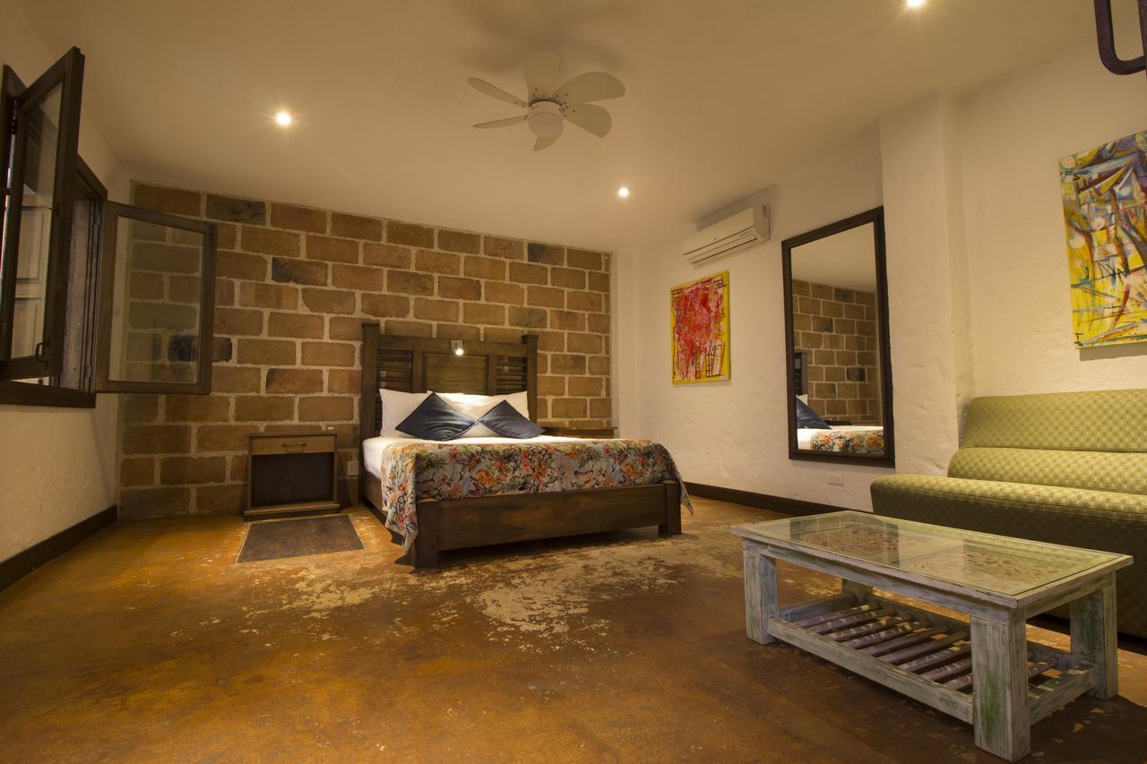 Aparthotel Casa Del Reloj à Medellín Extérieur photo
