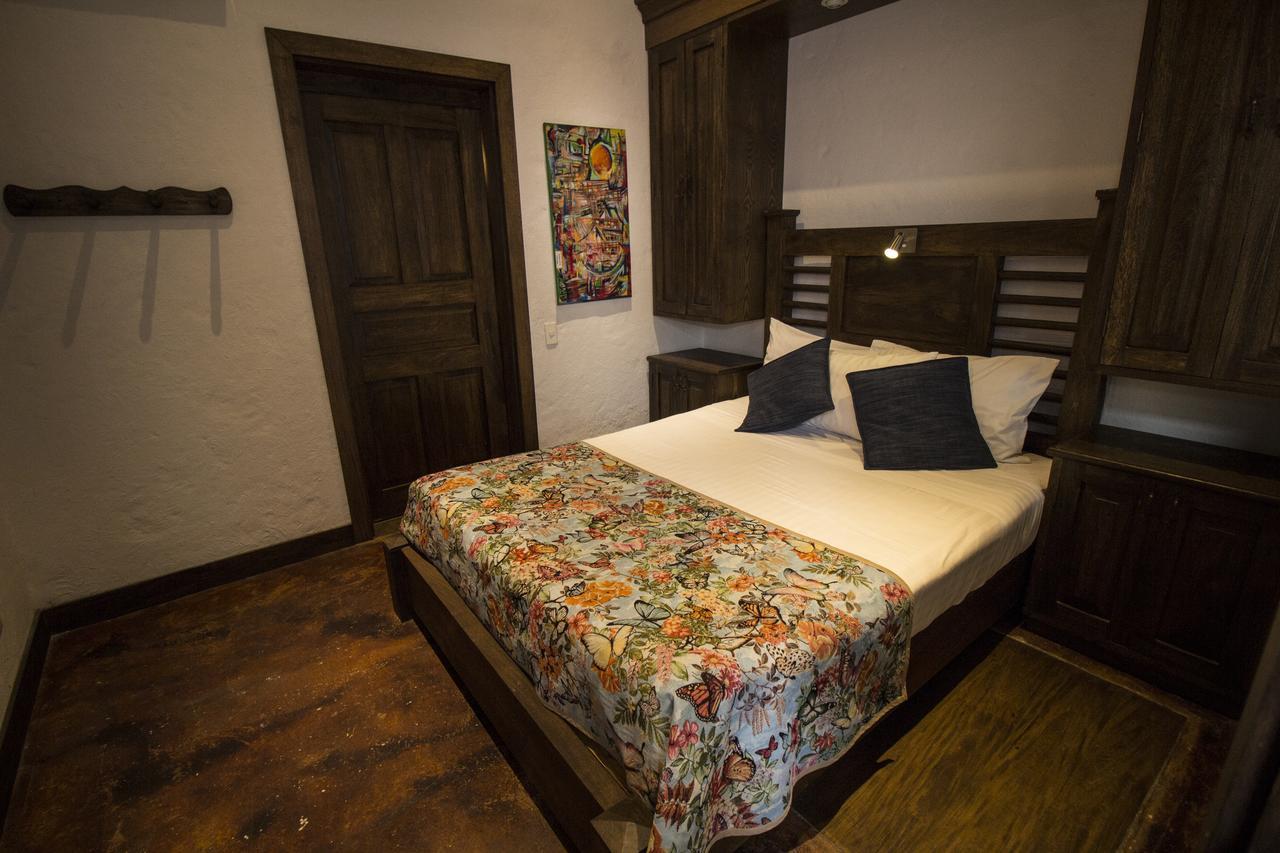 Aparthotel Casa Del Reloj à Medellín Extérieur photo