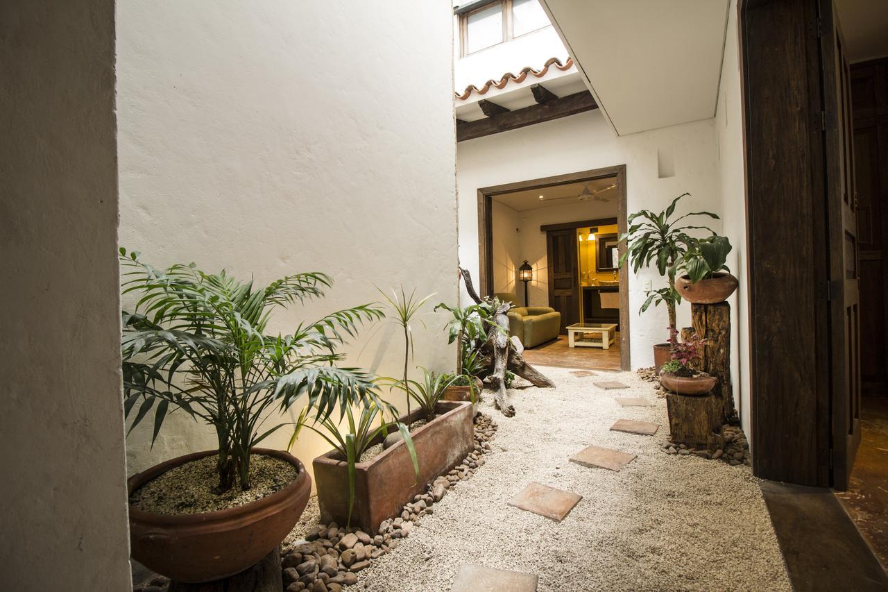 Aparthotel Casa Del Reloj à Medellín Extérieur photo